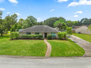3822 Avenue P, Rosenberg, TX 77471