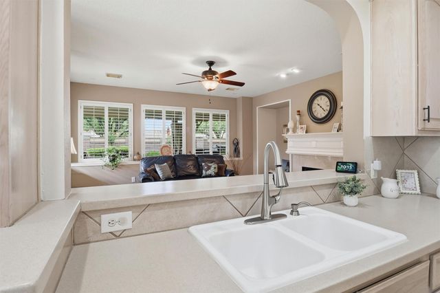 22603 Crescent Cove Court, Katy, TX 77494