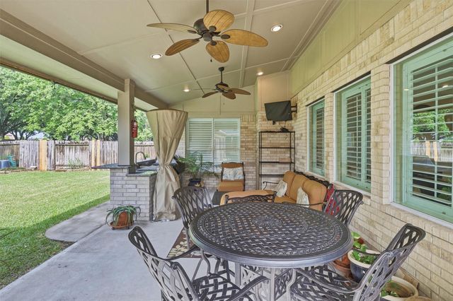 22603 Crescent Cove Court, Katy, TX 77494