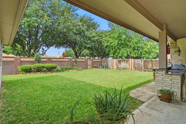 22603 Crescent Cove Court, Katy, TX 77494