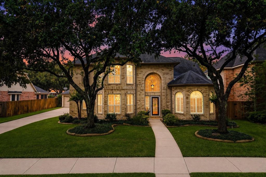 22603 Crescent Cove Court, Katy, TX 77494