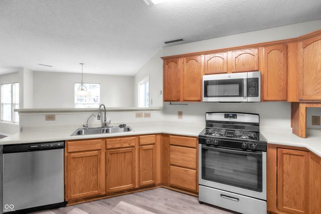 13240 All American Road, Fishers, IN 46037