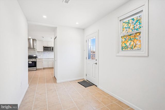 3201 NOTTAGE LN, Falls Church, VA 22042