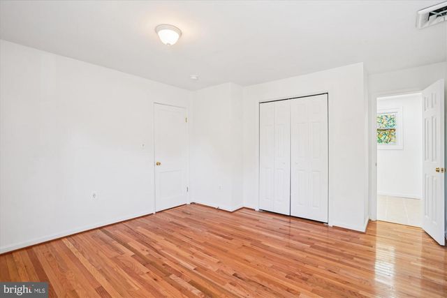 3201 NOTTAGE LN, Falls Church, VA 22042