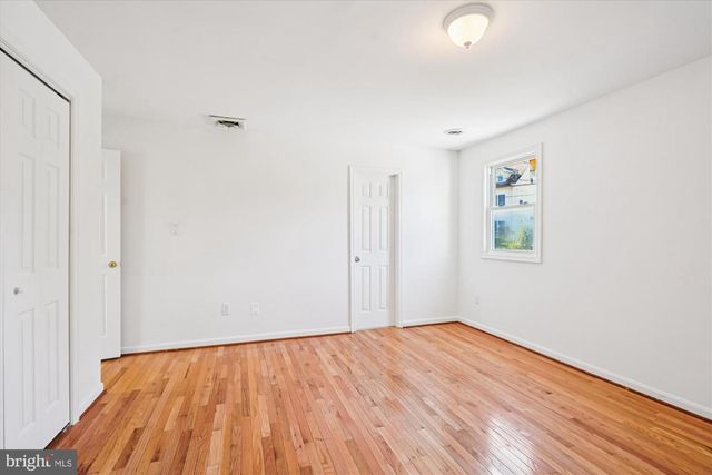 3201 NOTTAGE LN, Falls Church, VA 22042