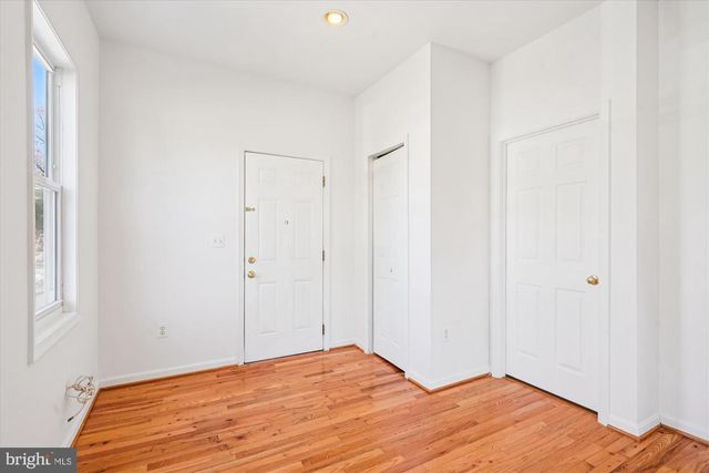 3201 NOTTAGE LN, Falls Church, VA 22042