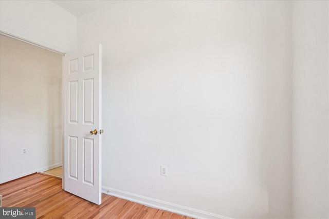 3201 NOTTAGE LN, Falls Church, VA 22042