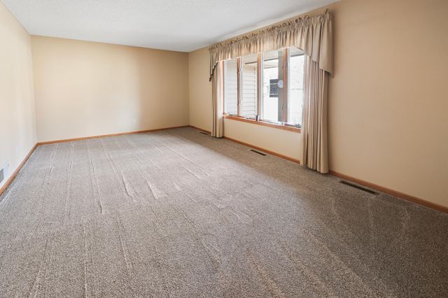828 Brookwood Lane, Sartell, MN 56377