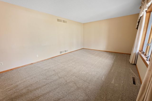 828 Brookwood Lane, Sartell, MN 56377