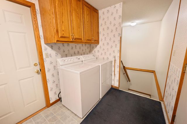 828 Brookwood Lane, Sartell, MN 56377