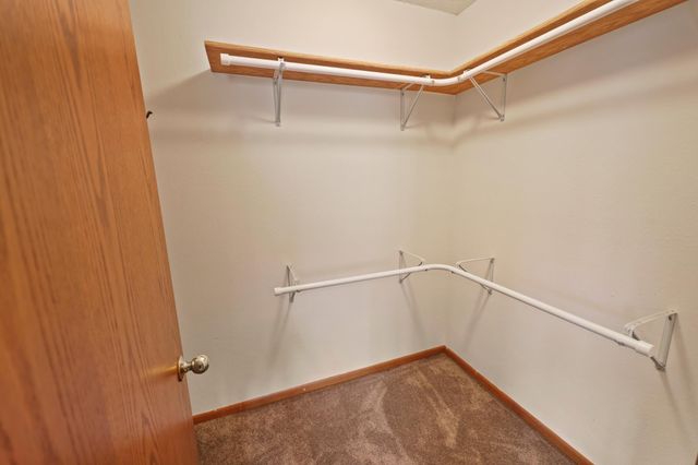 828 Brookwood Lane, Sartell, MN 56377
