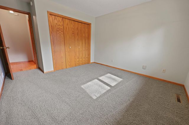 828 Brookwood Lane, Sartell, MN 56377