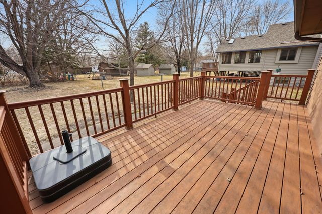 828 Brookwood Lane, Sartell, MN 56377