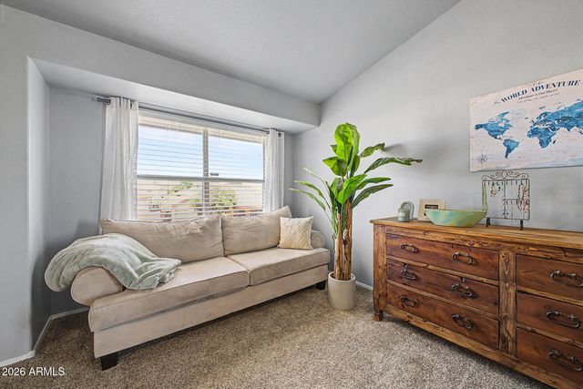 524 W NARANJA Avenue, Mesa, AZ 85210