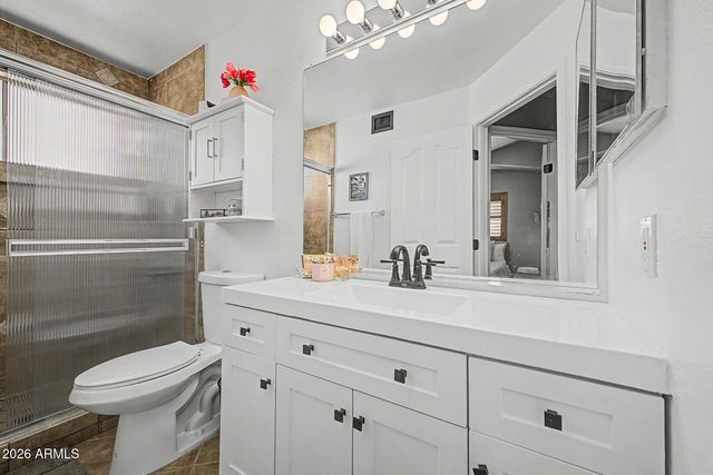 524 W NARANJA Avenue, Mesa, AZ 85210