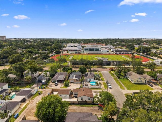 927 YALE STREET N, St Petersburg, FL 33713