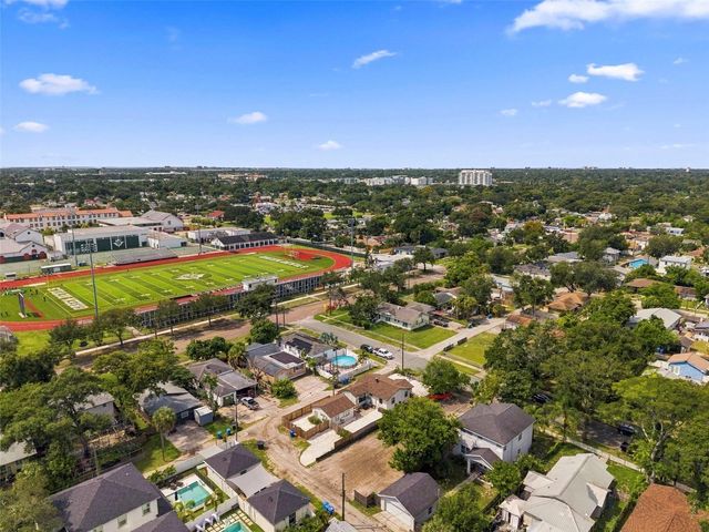 927 YALE STREET N, St Petersburg, FL 33713
