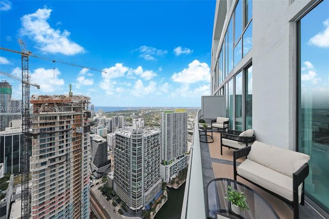 92 SW 3rd St 5202, Miami, FL 33130