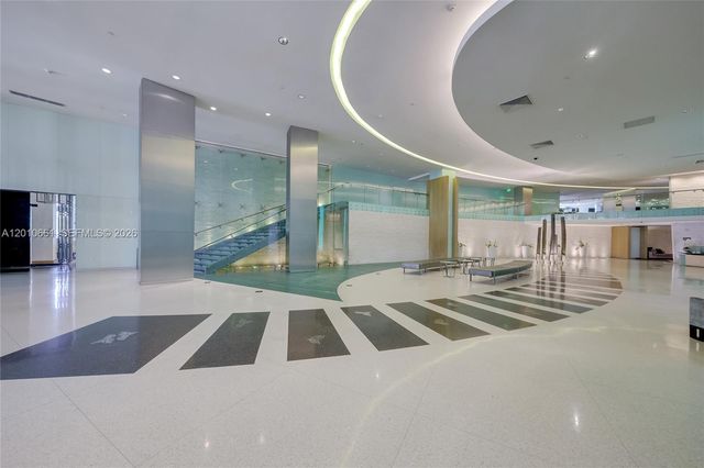92 SW 3rd St 5202, Miami, FL 33130