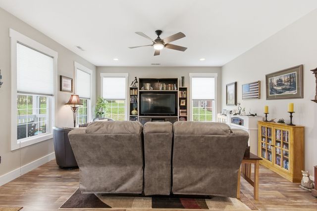 2705 McConnell Rd, Cornersville, TN 37047