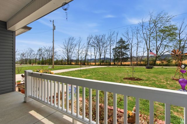 2705 McConnell Rd, Cornersville, TN 37047