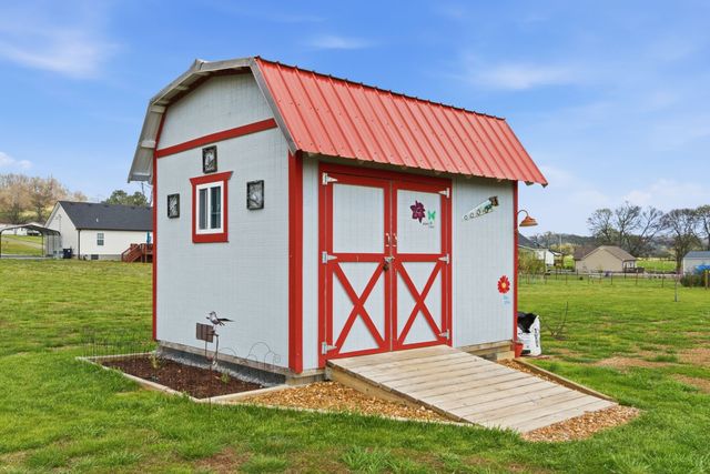 2705 McConnell Rd, Cornersville, TN 37047