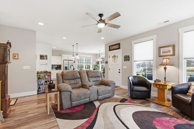 2705 McConnell Rd, Cornersville, TN 37047