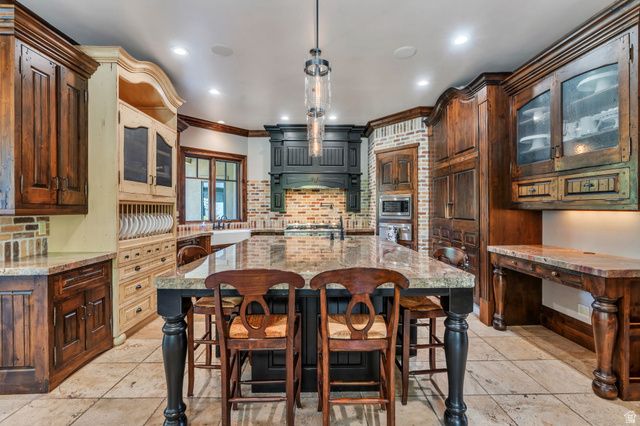 811 S HIGH RIDGE DR, Alpine, UT 84004