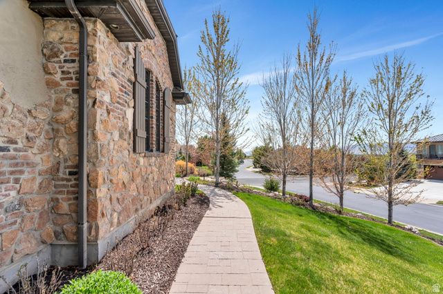 811 S HIGH RIDGE DR, Alpine, UT 84004