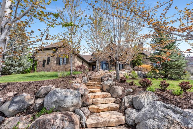 811 S HIGH RIDGE DR, Alpine, UT 84004