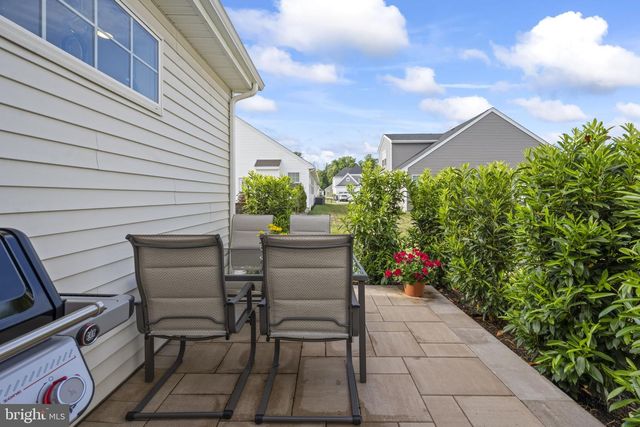 38 KEENELAND, New Egypt, NJ 08533