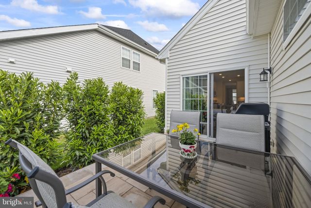 38 KEENELAND, New Egypt, NJ 08533