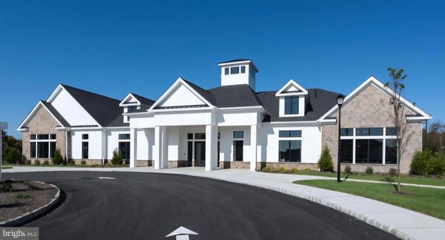 38 KEENELAND, New Egypt, NJ 08533