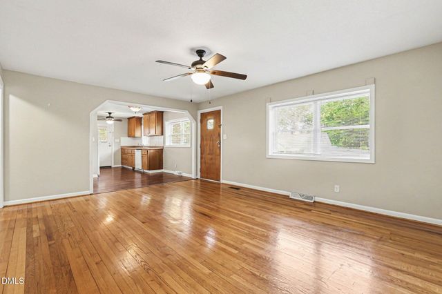 534 N Fayetteville Street, Clayton, NC 27520
