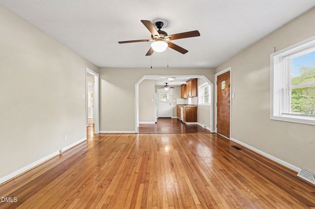 534 N Fayetteville Street, Clayton, NC 27520