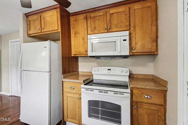 534 N Fayetteville Street, Clayton, NC 27520