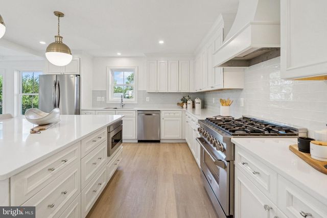 6469 SECOND ST, Alexandria, VA 22312