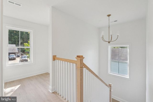 6469 SECOND ST, Alexandria, VA 22312