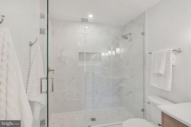 6469 SECOND ST, Alexandria, VA 22312