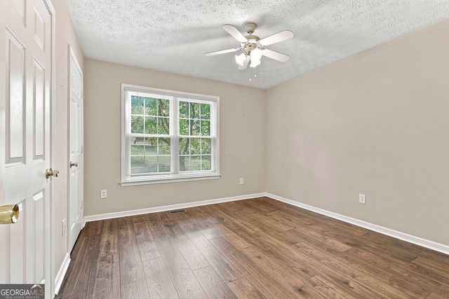 70 Wilkes Court, Newnan, GA 30263