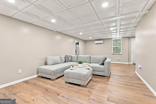 70 Wilkes Court, Newnan, GA 30263