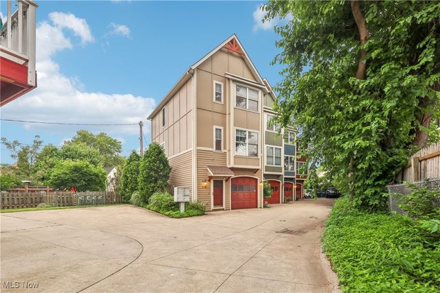 2395 Tremont Avenue, Cleveland, OH 44113