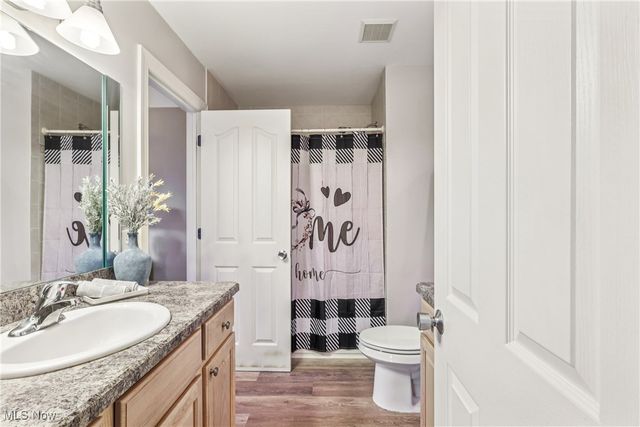 2395 Tremont Avenue, Cleveland, OH 44113