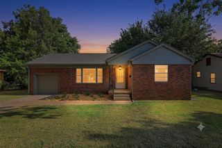 1207 Huntington Way, Norman, OK 73069