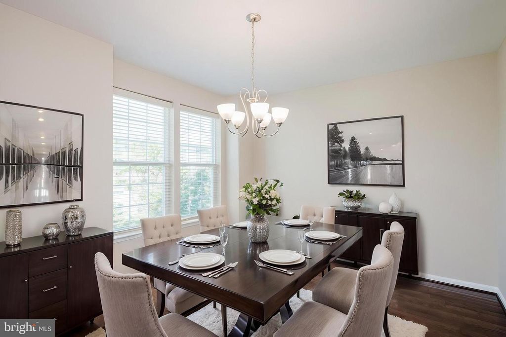 Image 20 of property listing at 323 PALADIUM CT, Owings Mills, MD 21117