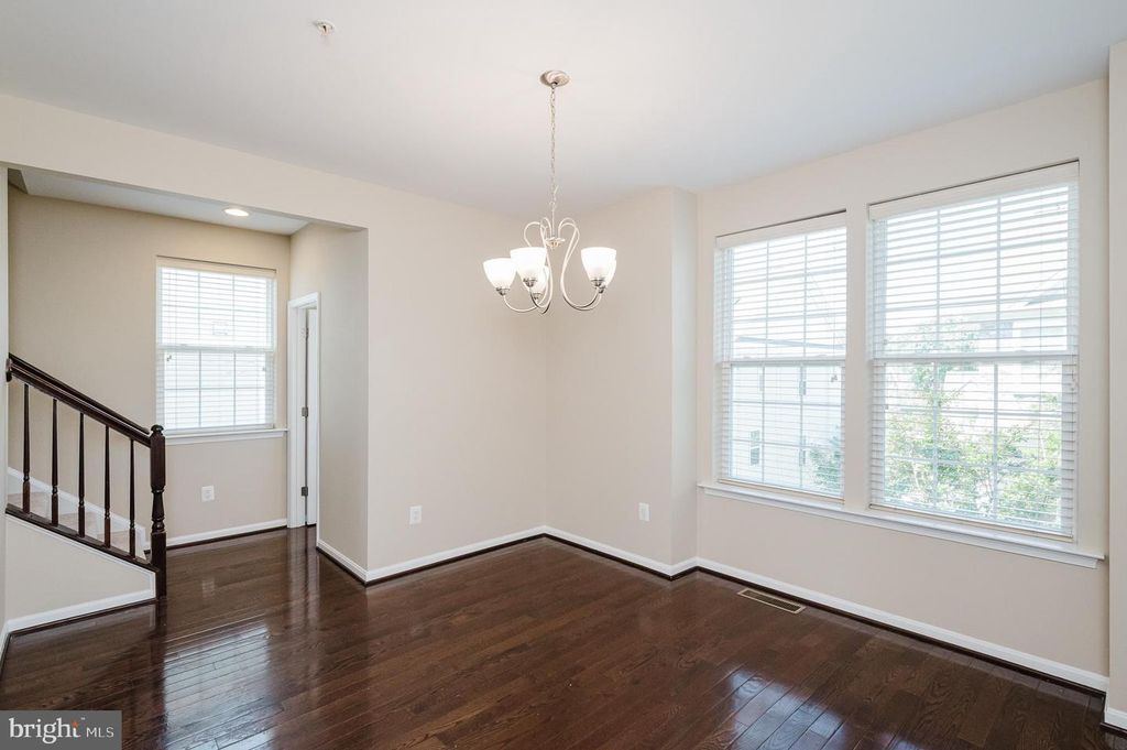 Image 22 of property listing at 323 PALADIUM CT, Owings Mills, MD 21117