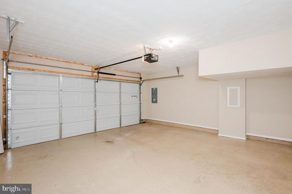 Image 39 of property listing at 323 PALADIUM CT, Owings Mills, MD 21117