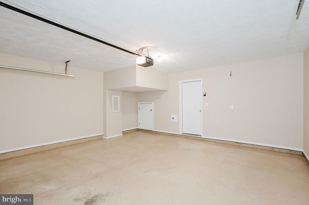 Image 40 of property listing at 323 PALADIUM CT, Owings Mills, MD 21117