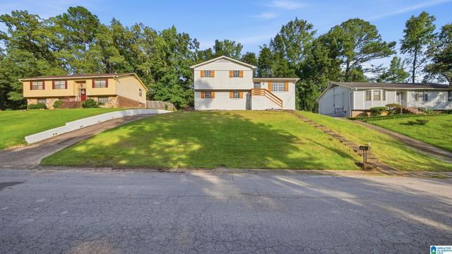 1415 CREEKWOOD CIRCLE, Birmingham, AL 35235