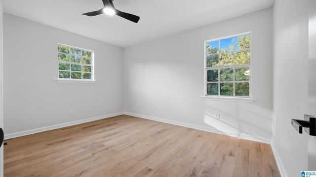 1415 CREEKWOOD CIRCLE, Birmingham, AL 35235